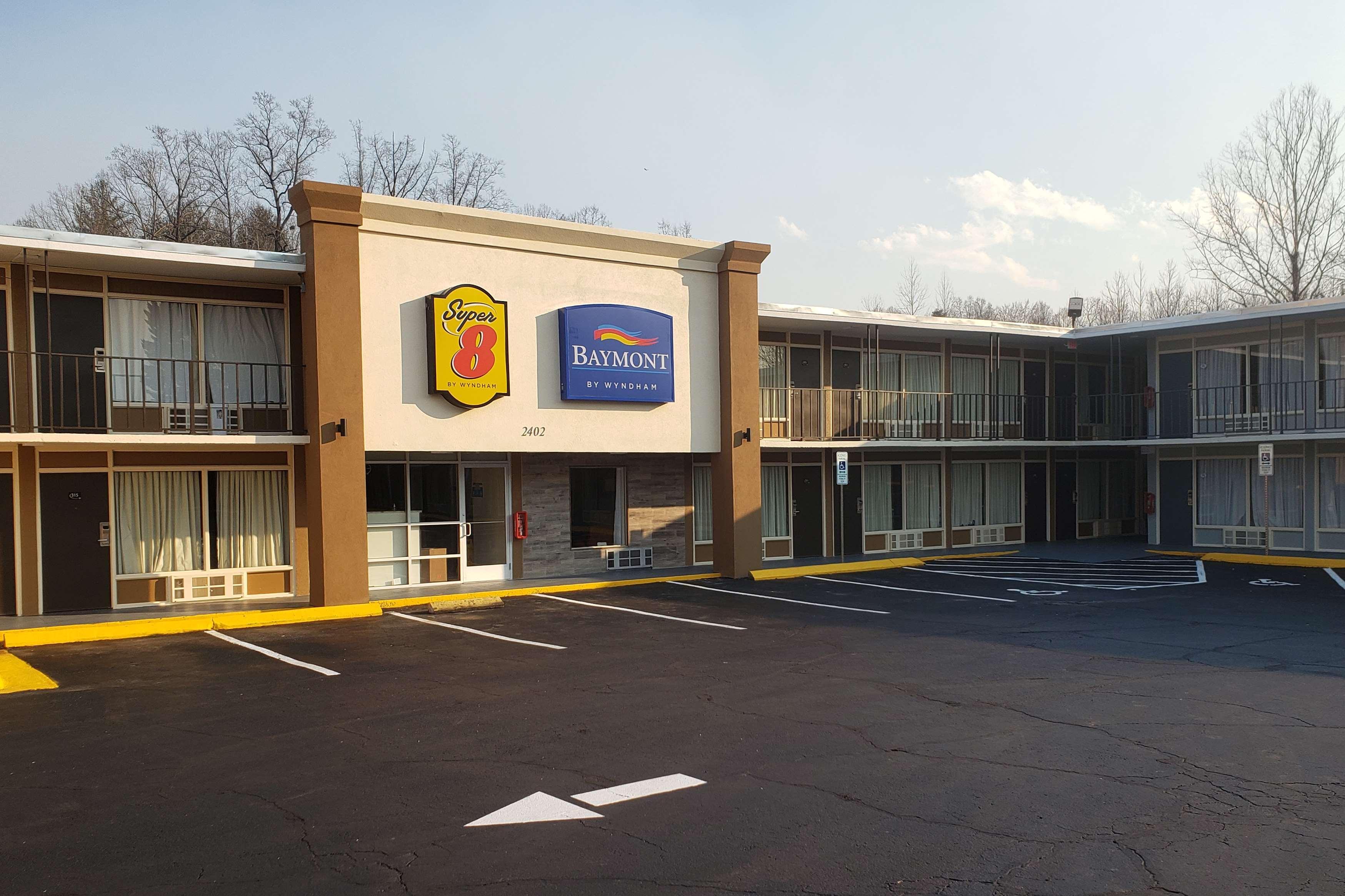 Hotel Super 8 By Wyndham Morganton Exteriér fotografie